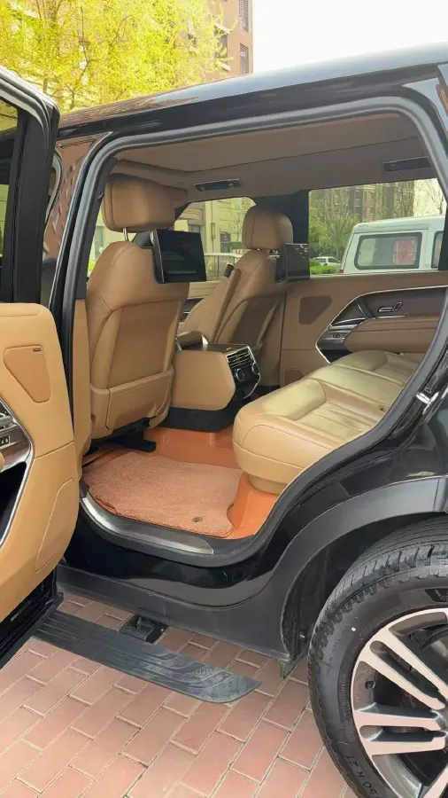 2024 Land Rover Range Rover 3.0T 400HP L6 8AT,autocango,china used car exporter,china ev exporter,chinese used car exporter,chinese used ev exporter