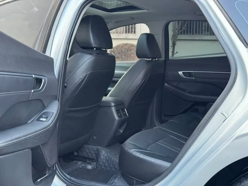 2020 Hyundai Sonata 1.5T 170HP L4 7DCT,autocango,china used car exporter,china ev exporter,chinese used car exporter,chinese used ev exporter