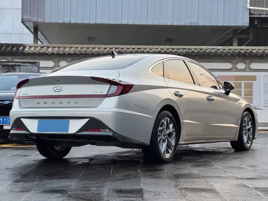 2020 Hyundai Sonata 1.5T 170HP L4 7DCT,autocango,china used car exporter,china ev exporter,chinese used car exporter,chinese used ev exporter