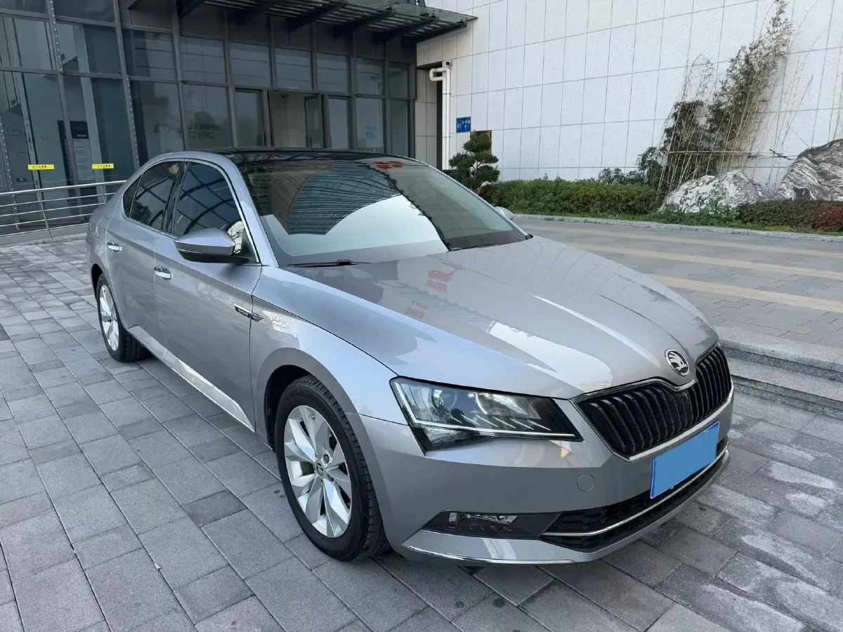 2018 Nissan Terra 2.5L 184HP L4 7AT,autocango,china used car exporter,china ev exporter,chinese used car exporter,chinese used ev exporter