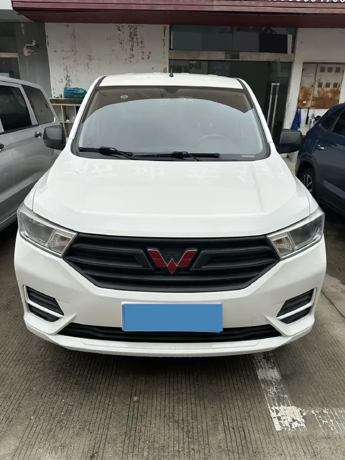 2019 WuLing HongGuang 1.5L 99HP L4 6MT,autocango,china used car exporter,china ev exporter,chinese used car exporter,chinese used ev exporter
