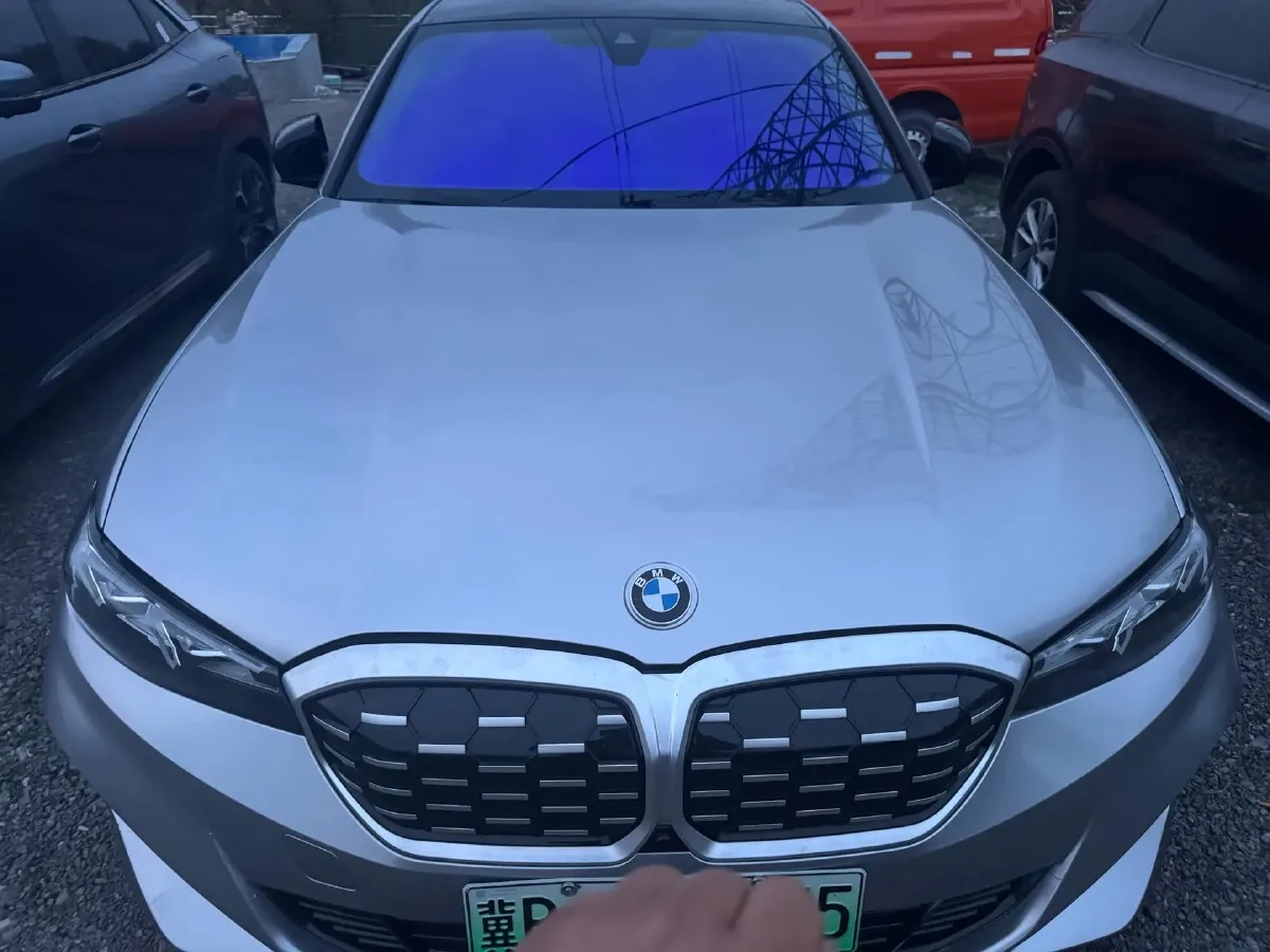 2024 BMW i3 BEV 70KWH,autocango,china used car exporter,china ev exporter,chinese used car exporter,chinese used ev exporter