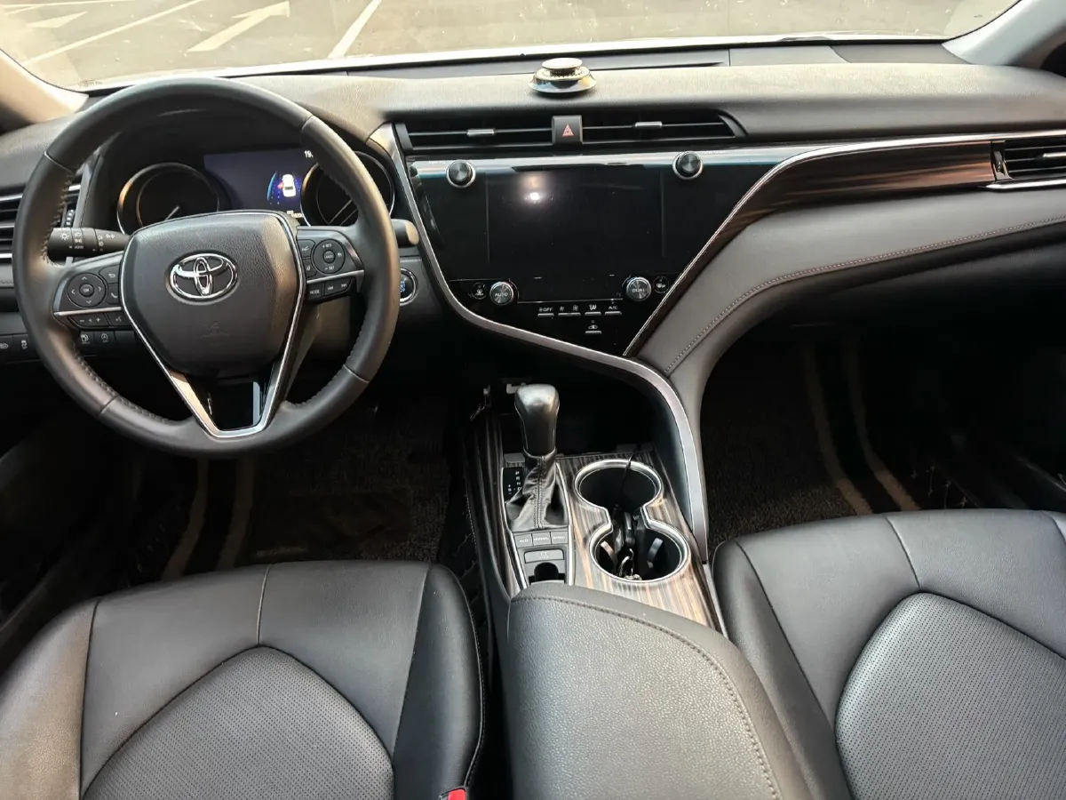 2019 Toyota Camry 2.5L 209HP L4 8AT,autocango,china used car exporter,china ev exporter,chinese used car exporter,chinese used ev exporter