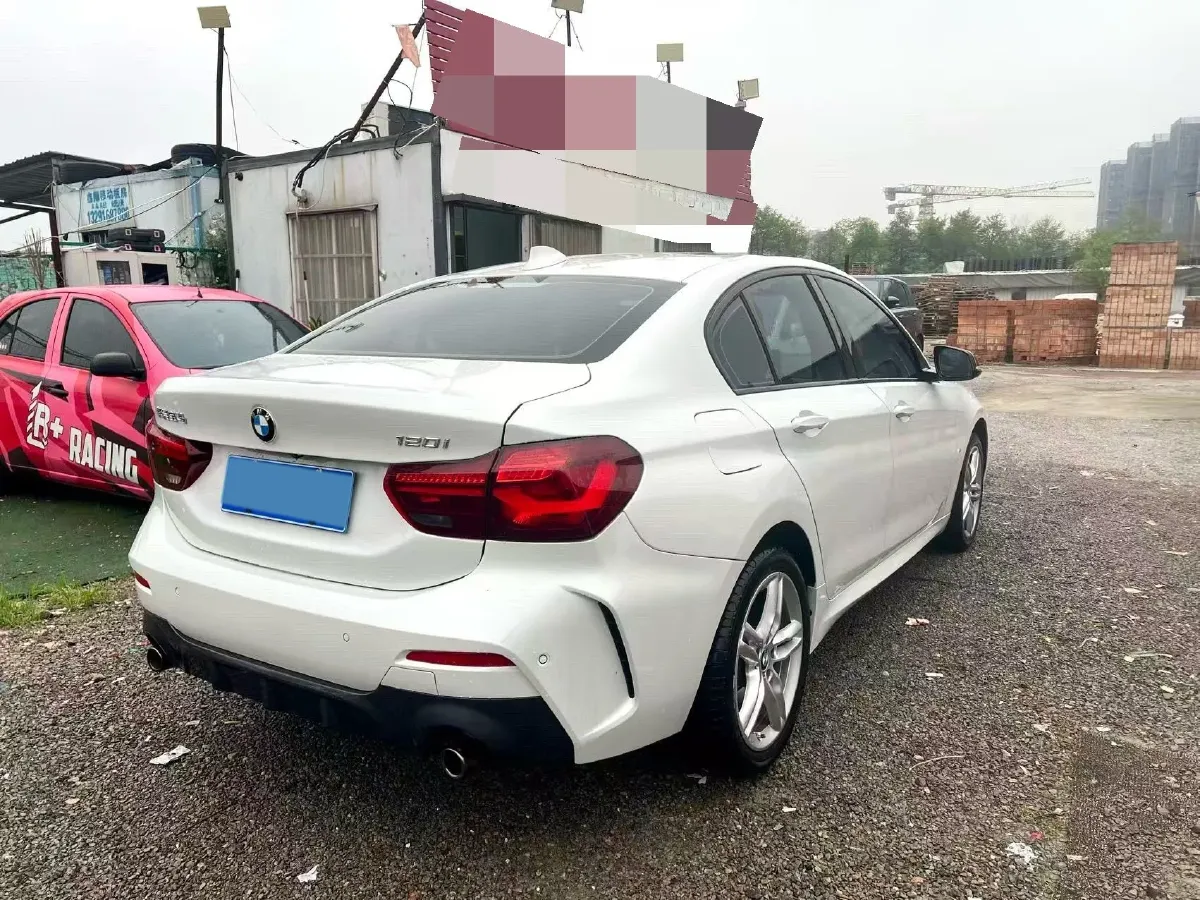 2023 BMW 1 Series 1.5T 136HP L3 7DCT,autocango,china used car exporter,china ev exporter,chinese used car exporter,chinese used ev exporter