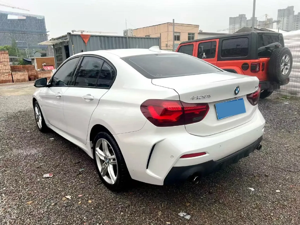2023 BMW 1 Series 1.5T 136HP L3 7DCT,autocango,china used car exporter,china ev exporter,chinese used car exporter,chinese used ev exporter
