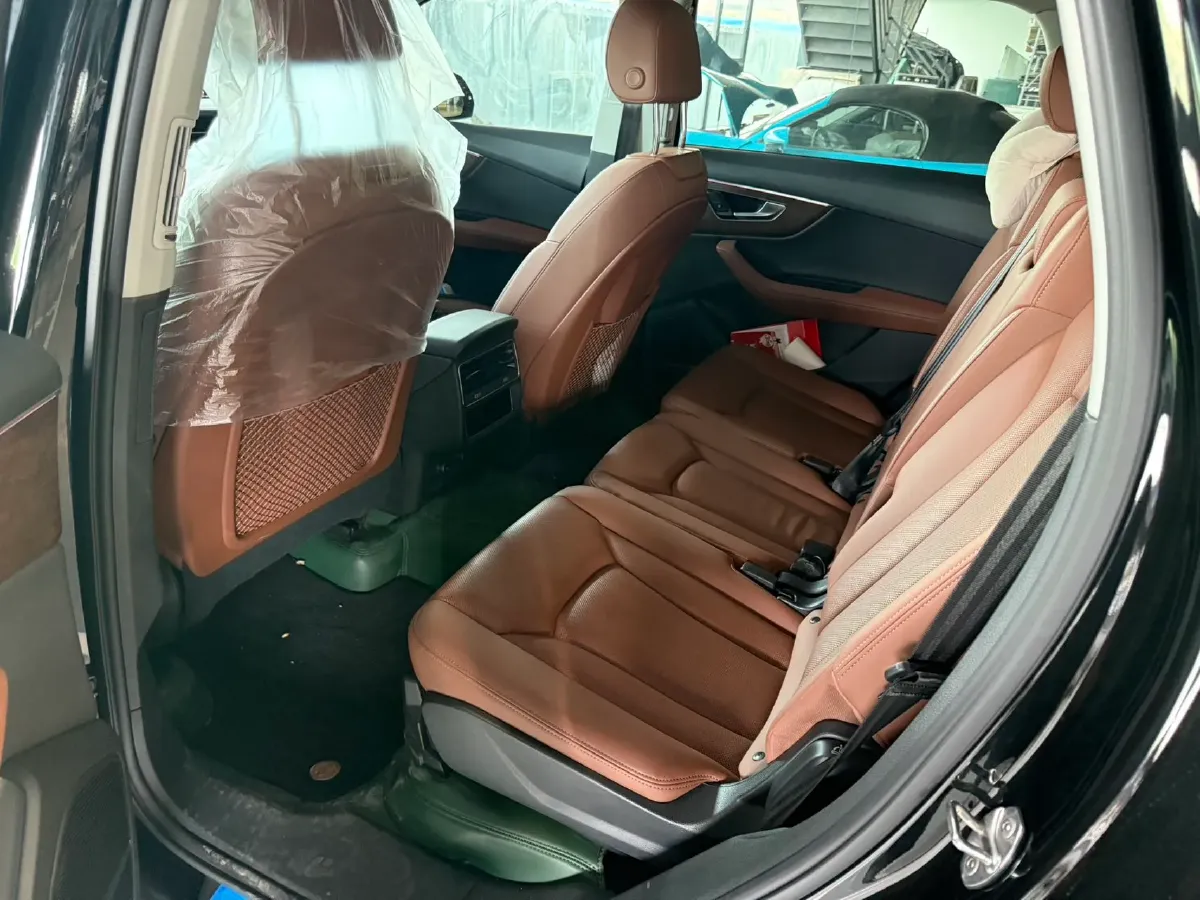 2023 Audi Q7 3.0T 340HP V6 8AT,autocango,china used car exporter,china ev exporter,chinese used car exporter,chinese used ev exporter