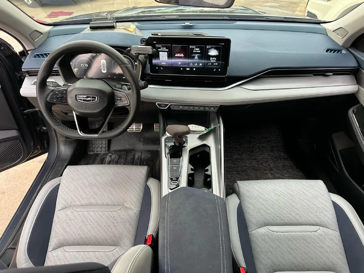 2021 Geely Preface 2.0T 190HP L4 7DCT,autocango,china used car exporter,china ev exporter,chinese used car exporter,chinese used ev exporter