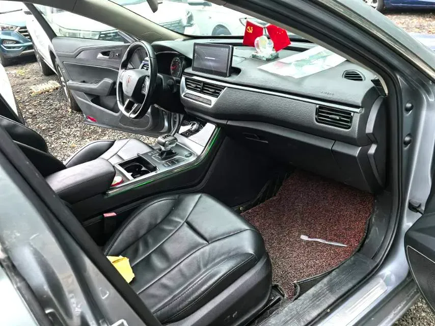 2020 HongQi H5 1.5T 169HP L4 7DCT,autocango,china used car exporter,china ev exporter,chinese used car exporter,chinese used ev exporter