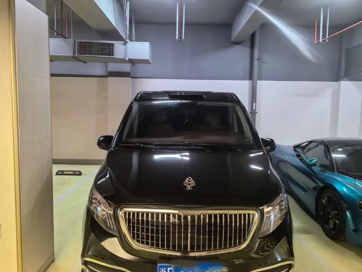 2021 Mercedes-Benz Vito 2.0T 211HP L4 9AT,autocango,china used car exporter,china ev exporter,chinese used car exporter,chinese used ev exporter