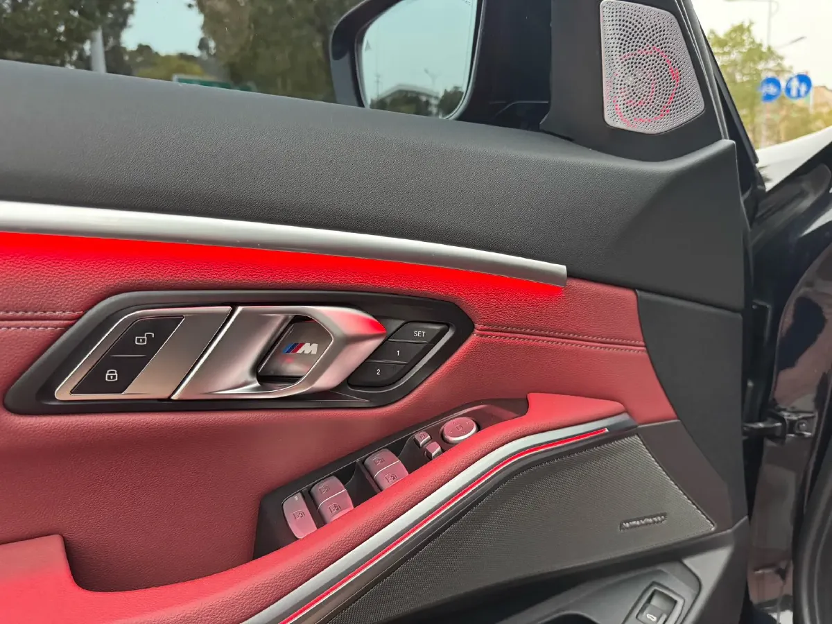 2025 BMW 3 Series 2.0T 245HP L4 8AT,autocango,china used car exporter,china ev exporter,chinese used car exporter,chinese used ev exporter