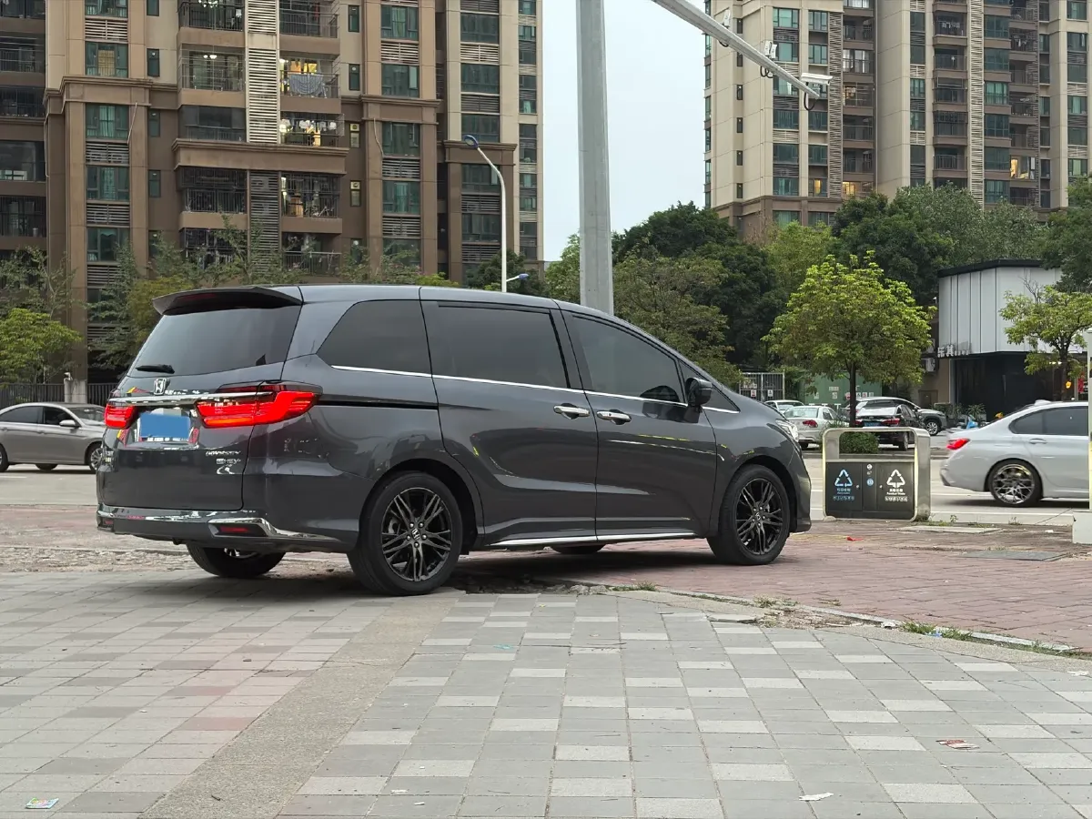 2022 Honda Odyssey 2.0L 146HP L4 E-CVT Hybrid,autocango,china used car exporter,china ev exporter,chinese used car exporter,chinese used ev exporter