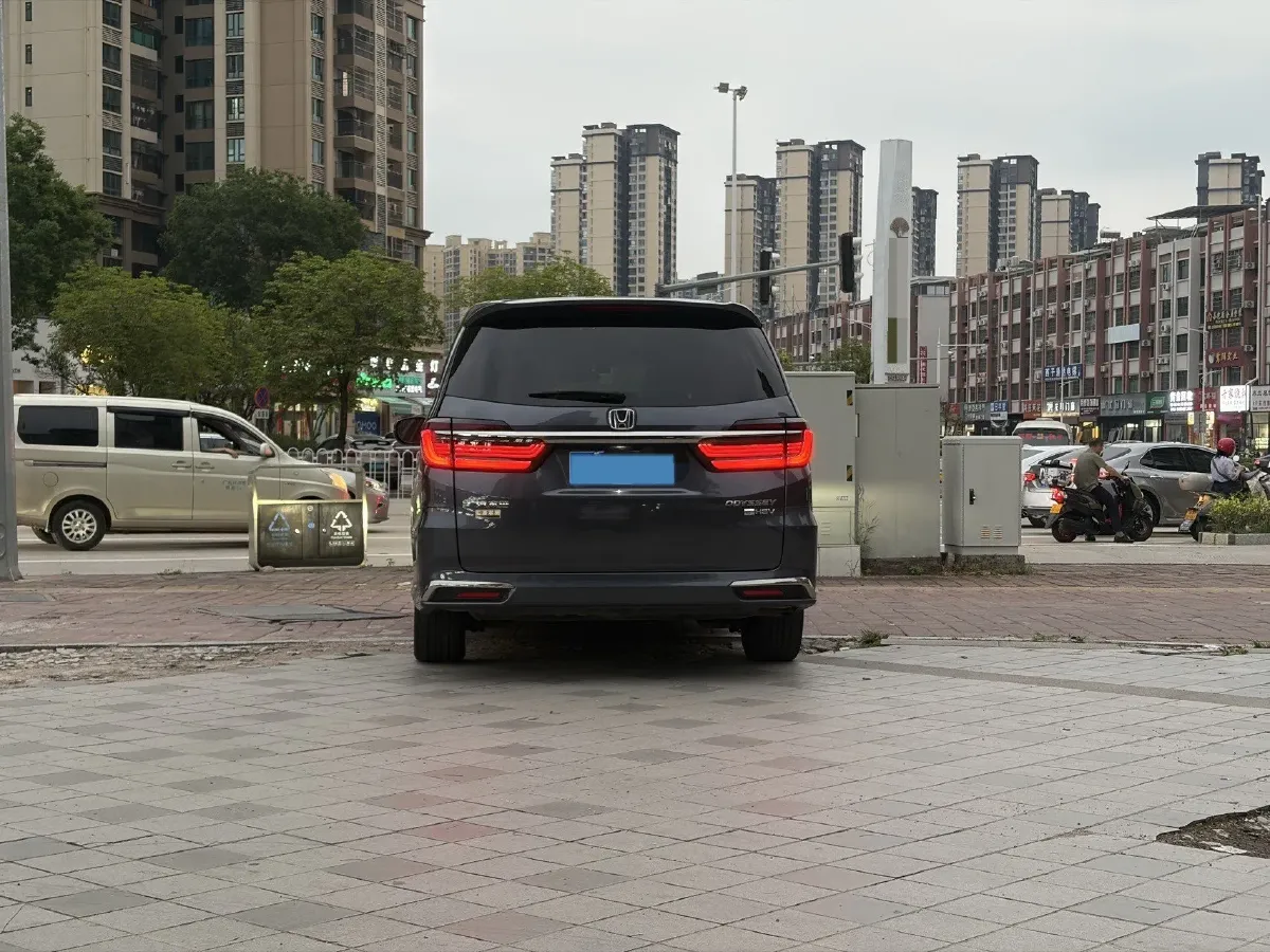 2022 Honda Odyssey 2.0L 146HP L4 E-CVT Hybrid,autocango,china used car exporter,china ev exporter,chinese used car exporter,chinese used ev exporter