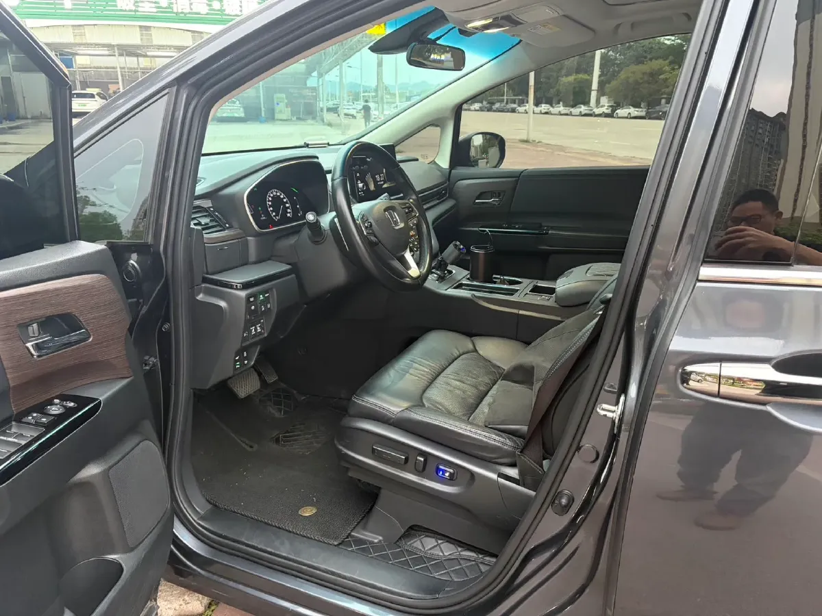 2022 Honda Odyssey 2.0L 146HP L4 E-CVT Hybrid,autocango,china used car exporter,china ev exporter,chinese used car exporter,chinese used ev exporter