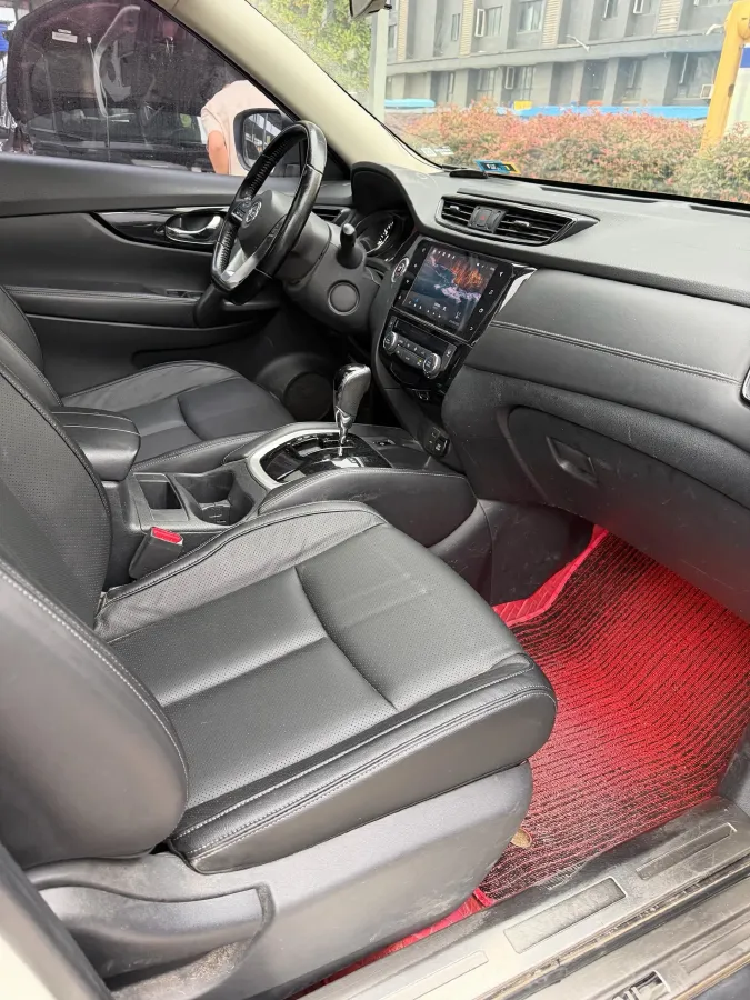 2020 Nissan X-Trail 2.0L 154HP L4 CVT,autocango,china used car exporter,china ev exporter,chinese used car exporter,chinese used ev exporter