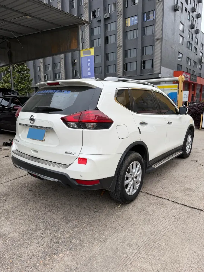 2020 Nissan X-Trail 2.0L 154HP L4 CVT,autocango,china used car exporter,china ev exporter,chinese used car exporter,chinese used ev exporter