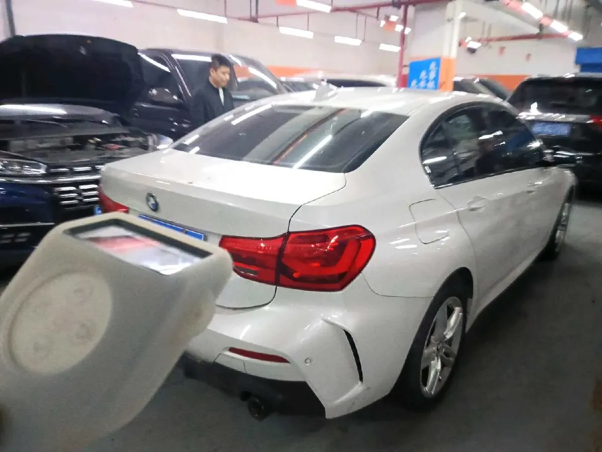 2022 BMW 1 Series 1.5T 140HP L3 7DCT,autocango,china used car exporter,china ev exporter,chinese used car exporter,chinese used ev exporter