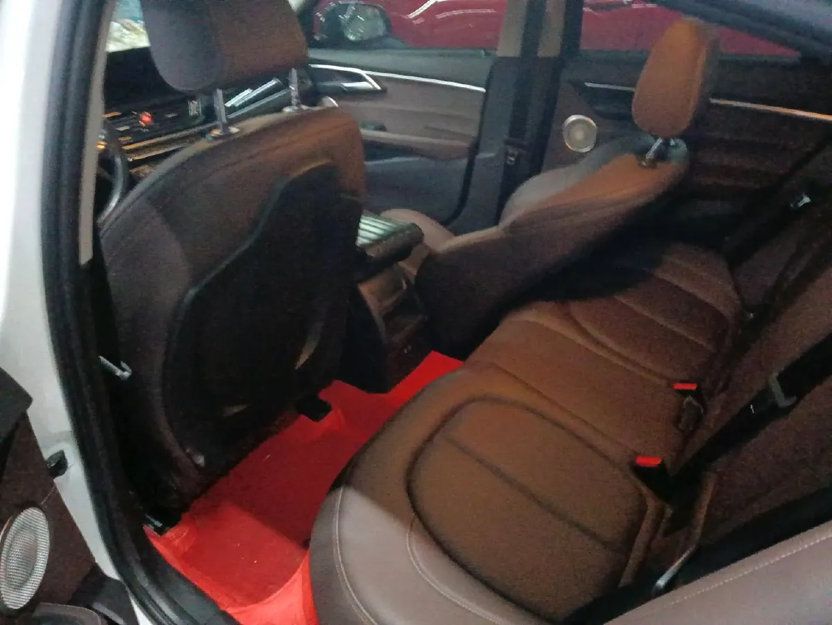 2022 BMW 1 Series 1.5T 140HP L3 7DCT,autocango,china used car exporter,china ev exporter,chinese used car exporter,chinese used ev exporter