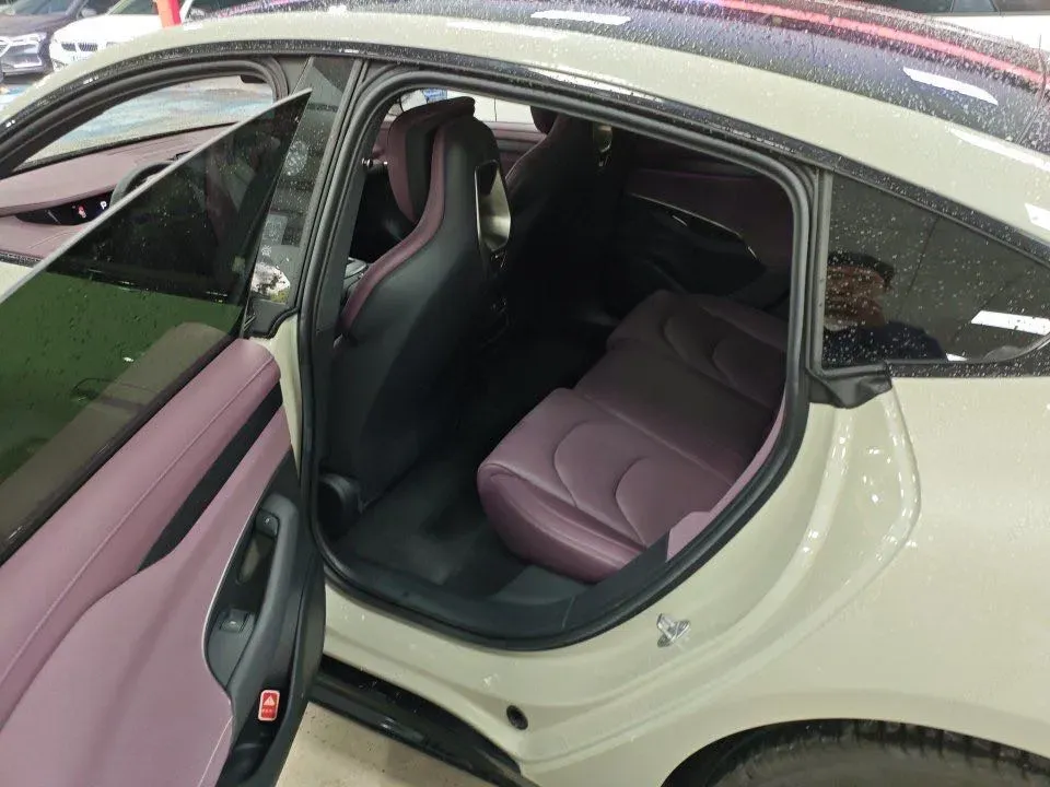 2024 MI SU7 BEV 94.3KWH,autocango,china used car exporter,china ev exporter,chinese used car exporter,chinese used ev exporter