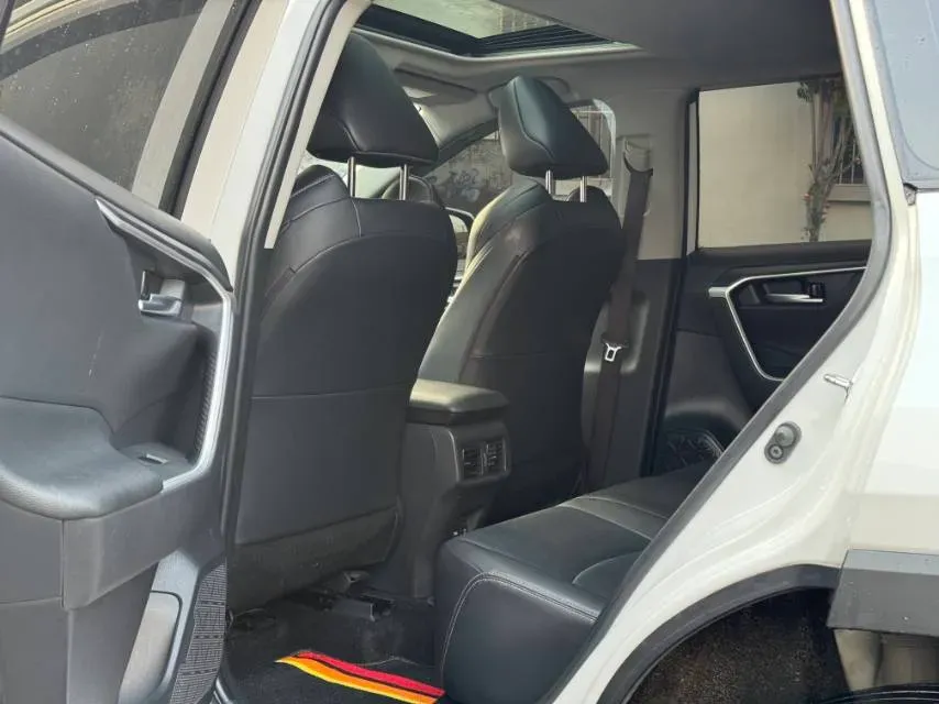 2021 Toyota Wildlander 2.0L 171HP L4 CVT,autocango,china used car exporter,china ev exporter,chinese used car exporter,chinese used ev exporter