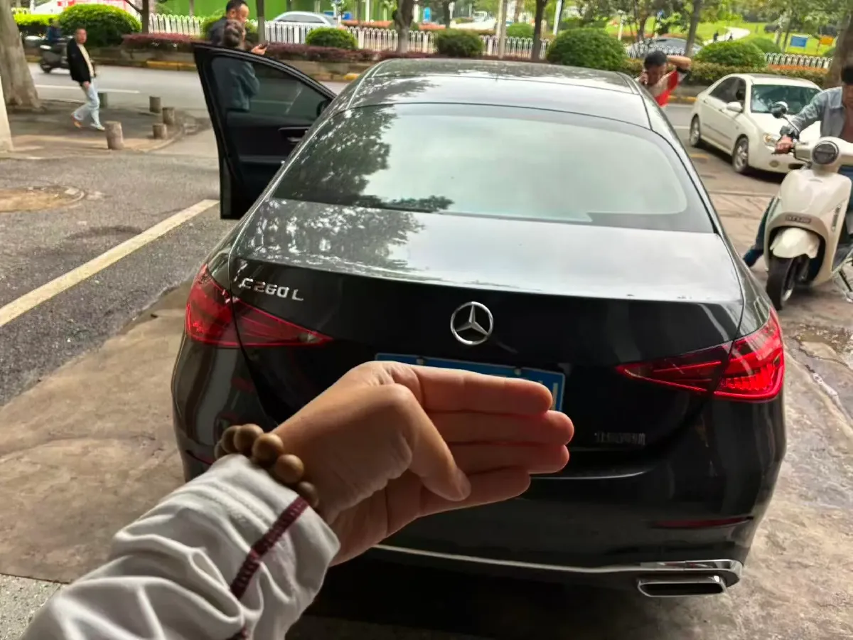 2024 Mercedes-Benz C Class 1.5T 204HP L4 9AT,autocango,china used car exporter,china ev exporter,chinese used car exporter,chinese used ev exporter