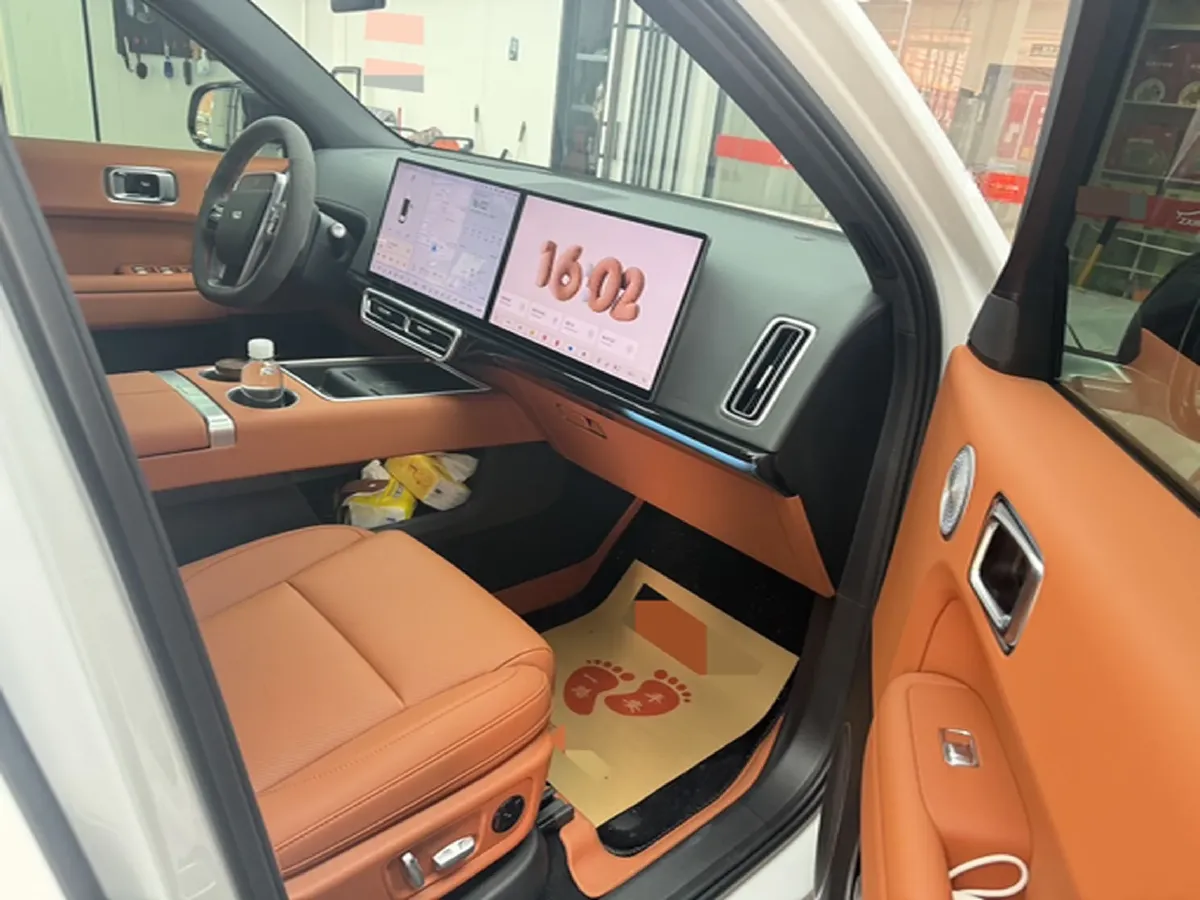 2025 Li L6 Range Extended 154HP L4 REEV,autocango,china used car exporter,china ev exporter,chinese used car exporter,chinese used ev exporter