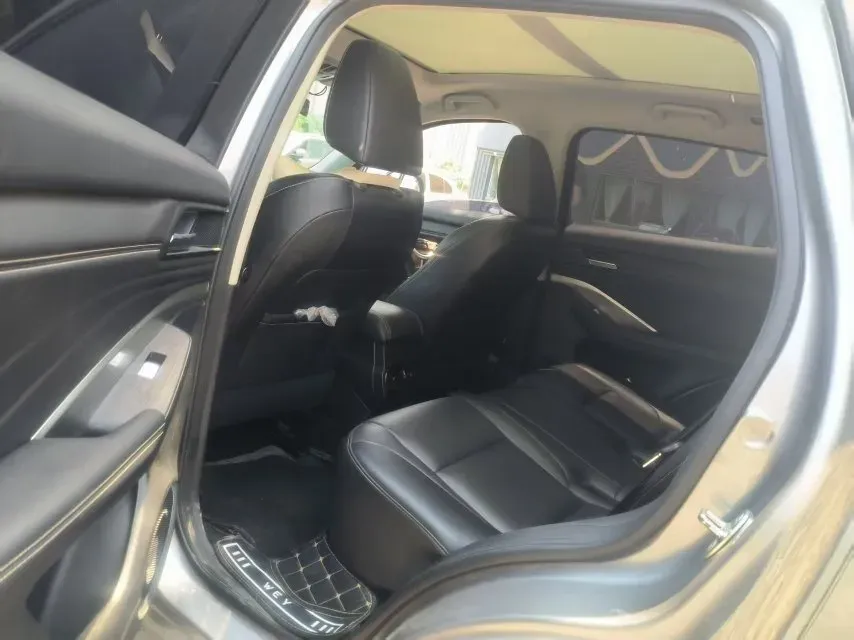 2021 WEY VV6 2.0T 227HP L4 7DCT,autocango,china used car exporter,china ev exporter,chinese used car exporter,chinese used ev exporter