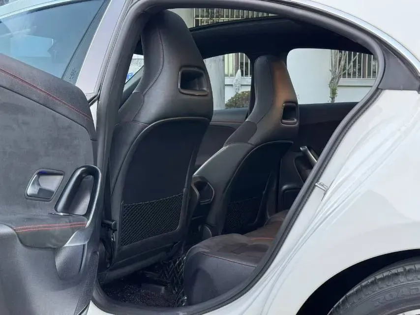 2022 Mercedes-Benz CLA Class 1.3T 163HP L4 7DCT,autocango,china used car exporter,china ev exporter,chinese used car exporter,chinese used ev exporter