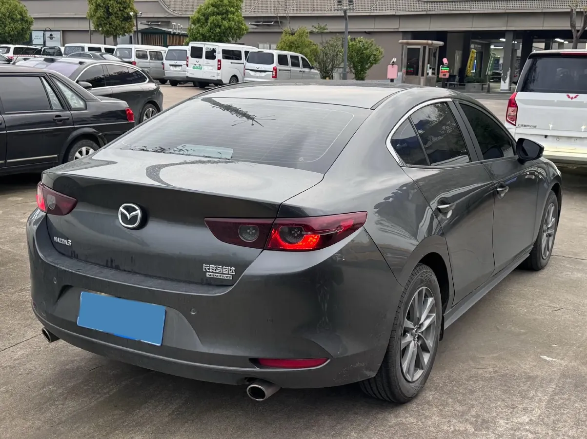 2021 Mazda 3 Axela 1.5L 117HP L4 6AT,autocango,china used car exporter,china ev exporter,chinese used car exporter,chinese used ev exporter