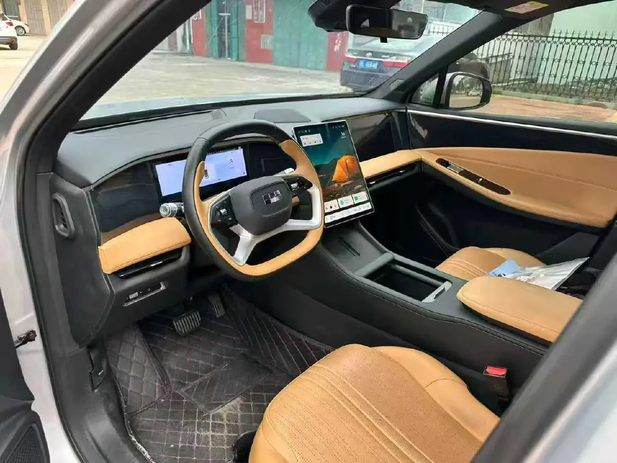 2025 Geely Galaxy L7 1.5L 112HP L4 1DHT PHEV 18.4KWH,autocango,china used car exporter,china ev exporter,chinese used car exporter,chinese used ev exporter