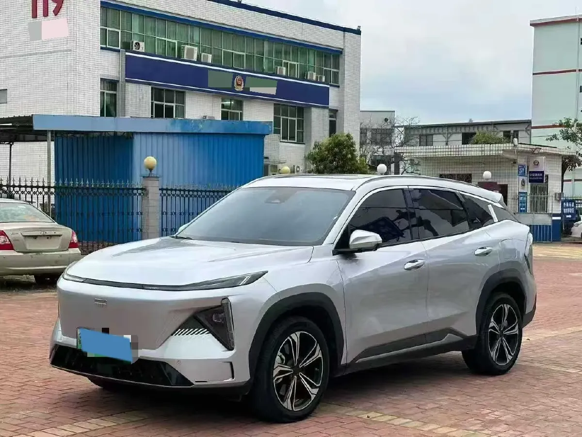 2025 Geely Galaxy L7 1.5L 112HP L4 1DHT PHEV 18.4KWH,autocango,china used car exporter,china ev exporter,chinese used car exporter,chinese used ev exporter