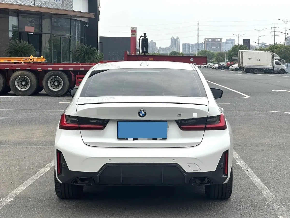 2023 BMW 3 Series 2.0T 184HP L4 8AT,autocango,china used car exporter,china ev exporter,chinese used car exporter,chinese used ev exporter