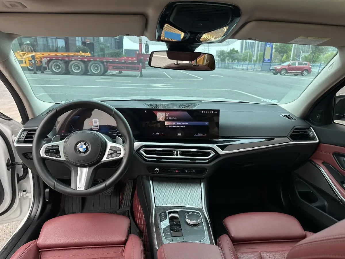 2023 BMW 3 Series 2.0T 184HP L4 8AT,autocango,china used car exporter,china ev exporter,chinese used car exporter,chinese used ev exporter