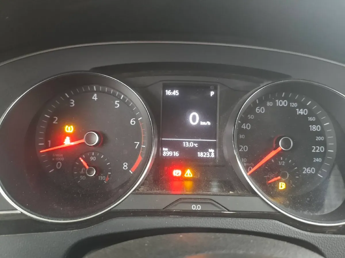 2018 Volkswagen Magotan 1.8T 180HP L4 7DCT,autocango,china used car exporter,china ev exporter,chinese used car exporter,chinese used ev exporter