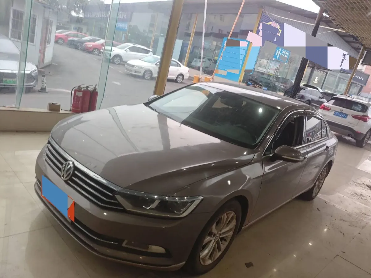 2018 Volkswagen Magotan 1.8T 180HP L4 7DCT,autocango,china used car exporter,china ev exporter,chinese used car exporter,chinese used ev exporter
