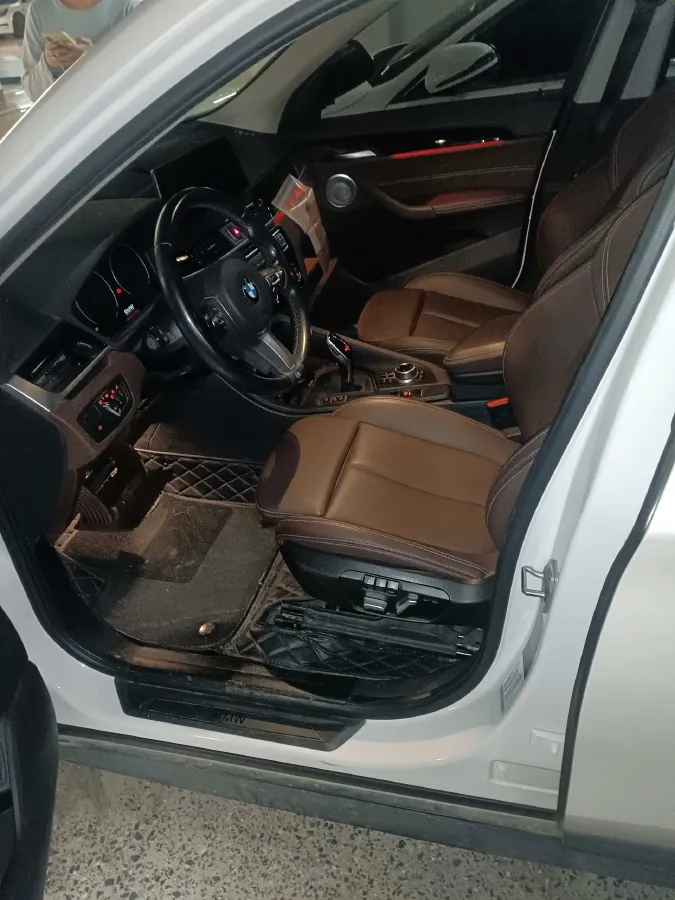 2021 BMW X1 2.0T 192HP L4 7DCT,autocango,china used car exporter,china ev exporter,chinese used car exporter,chinese used ev exporter