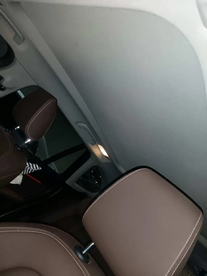 2021 BMW X1 2.0T 192HP L4 7DCT,autocango,china used car exporter,china ev exporter,chinese used car exporter,chinese used ev exporter