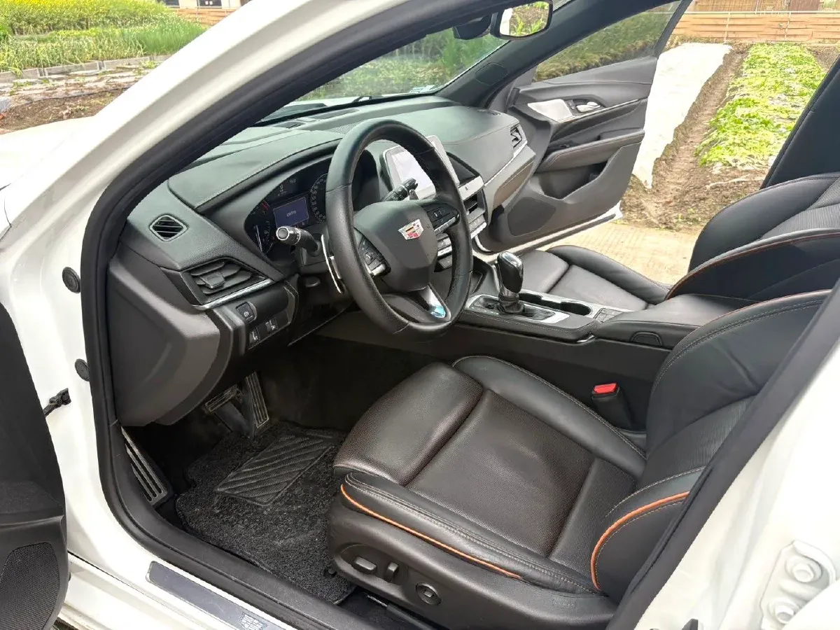 2020 Cadillac CT4 2.0T 237HP L4 8AT,autocango,china used car exporter,china ev exporter,chinese used car exporter,chinese used ev exporter