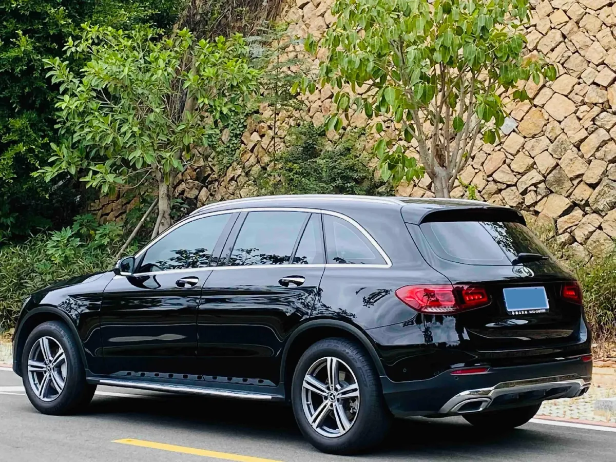 2021 Mercedes-Benz GLC Class 2.0T 197HP L4 9AT,autocango,china used car exporter,china ev exporter,chinese used car exporter,chinese used ev exporter
