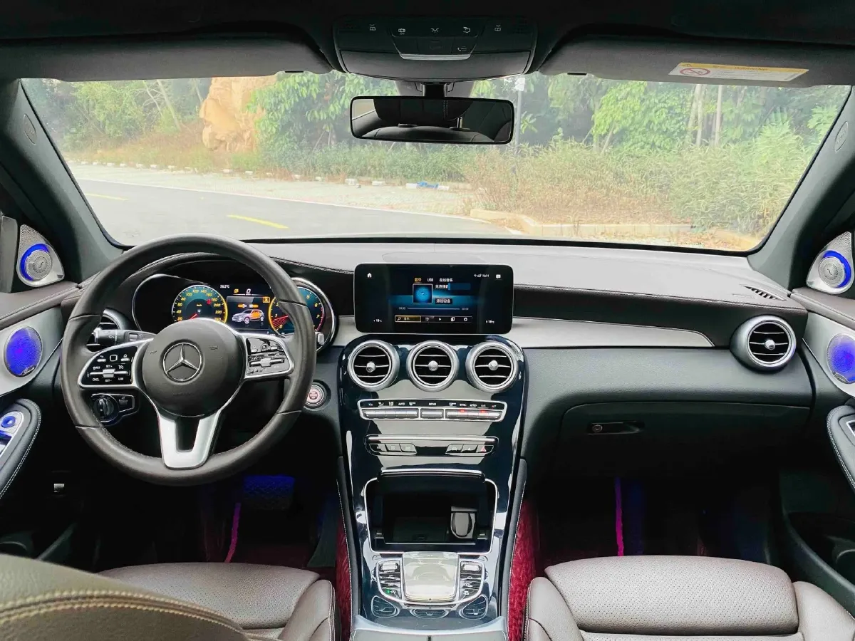 2021 Mercedes-Benz GLC Class 2.0T 197HP L4 9AT,autocango,china used car exporter,china ev exporter,chinese used car exporter,chinese used ev exporter