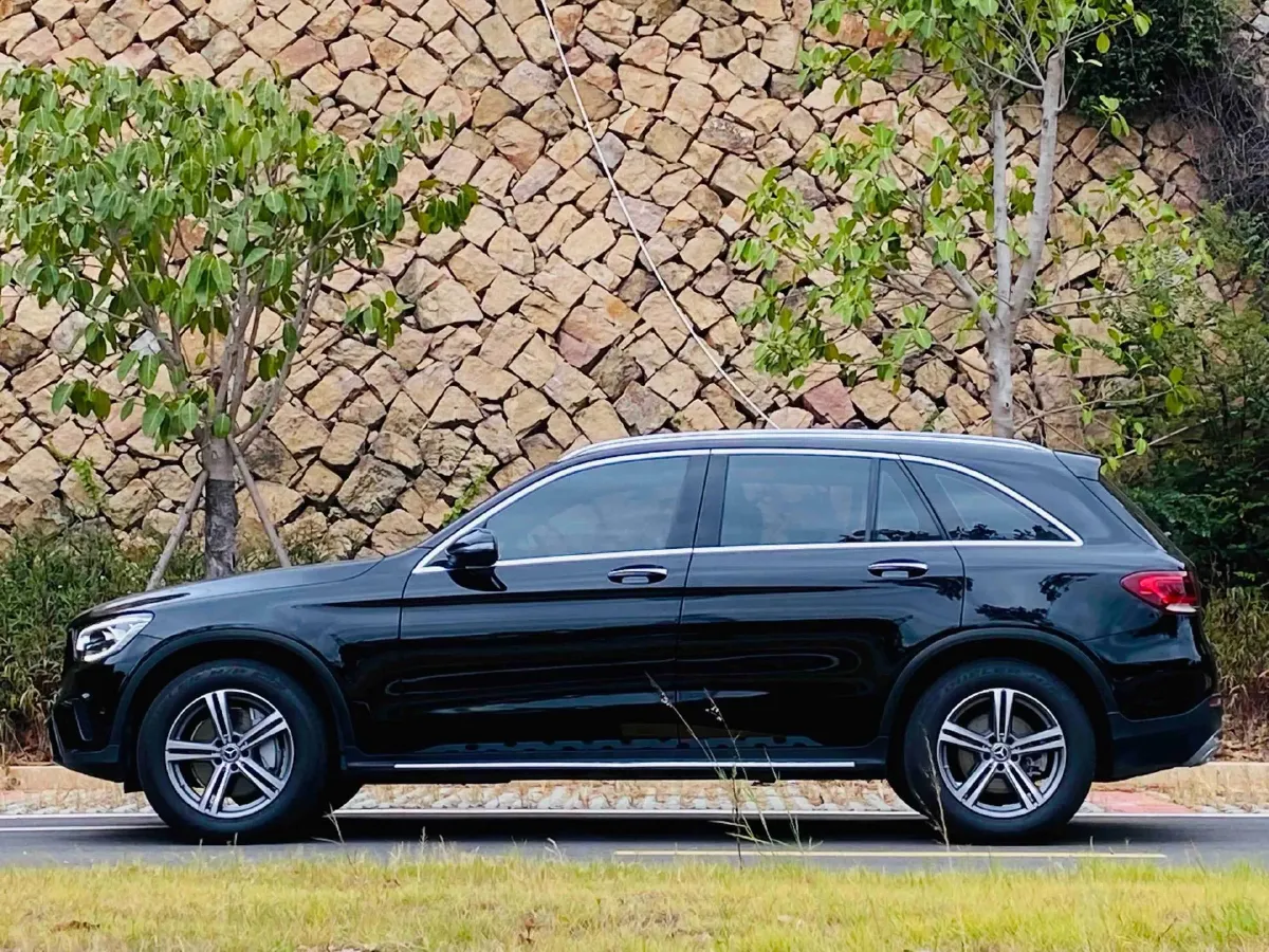 2021 Mercedes-Benz GLC Class 2.0T 197HP L4 9AT,autocango,china used car exporter,china ev exporter,chinese used car exporter,chinese used ev exporter