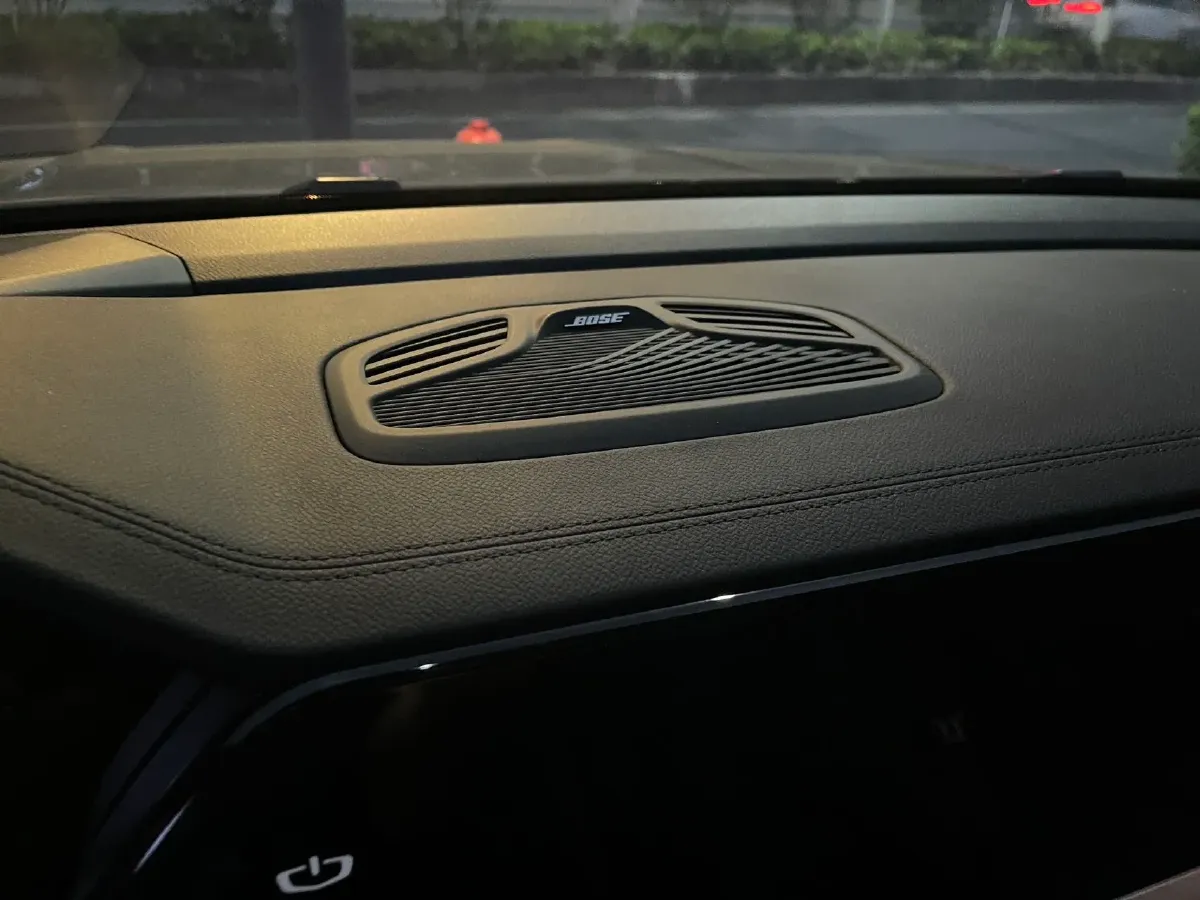 2021 Geely Monjaro 2.0T 218HP L4 7DCT,autocango,china used car exporter,china ev exporter,chinese used car exporter,chinese used ev exporter