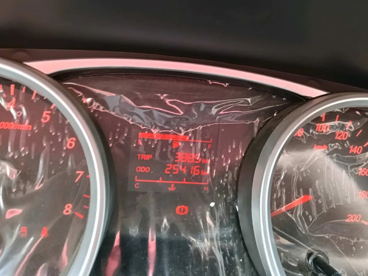 2021 WuLing HongGuang 1.5L 99HP L4 6MT,autocango,china used car exporter,china ev exporter,chinese used car exporter,chinese used ev exporter