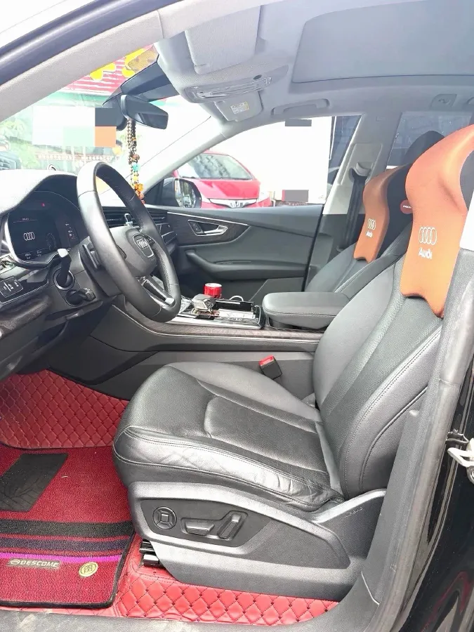 2022 Audi Q8 3.0T 340HP V6 8AT,autocango,china used car exporter,china ev exporter,chinese used car exporter,chinese used ev exporter