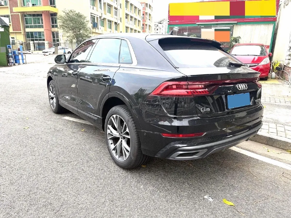 2022 Audi Q8 3.0T 340HP V6 8AT,autocango,china used car exporter,china ev exporter,chinese used car exporter,chinese used ev exporter