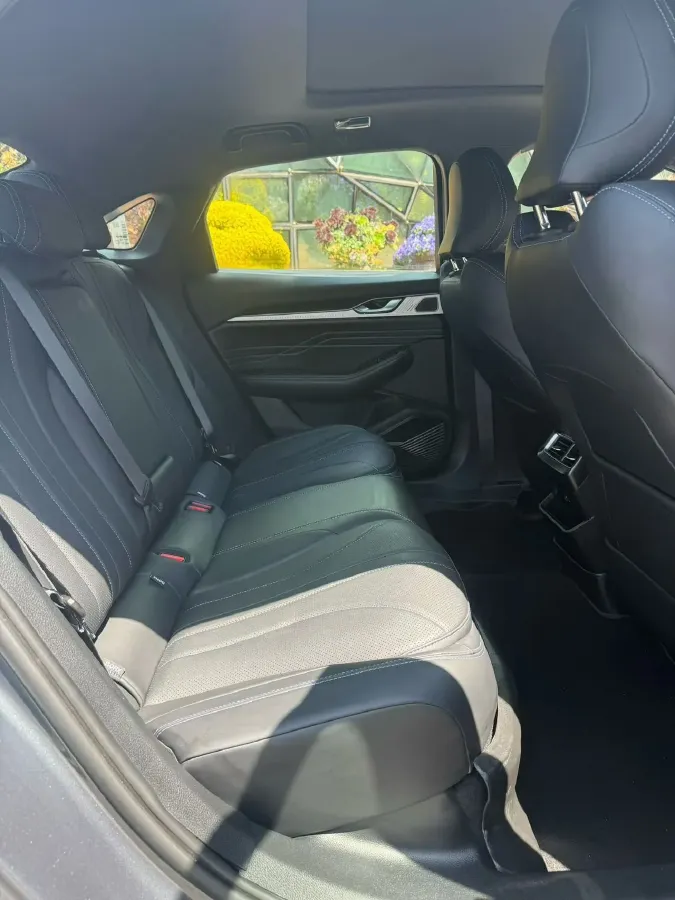 2023 Geely Preface 1.5T 181HP L4 7DCT,autocango,china used car exporter,china ev exporter,chinese used car exporter,chinese used ev exporter