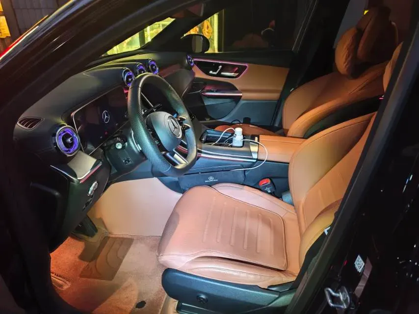 2024 Mercedes-Benz GLC Class 2.0T 204HP L4 9AT,autocango,china used car exporter,china ev exporter,chinese used car exporter,chinese used ev exporter