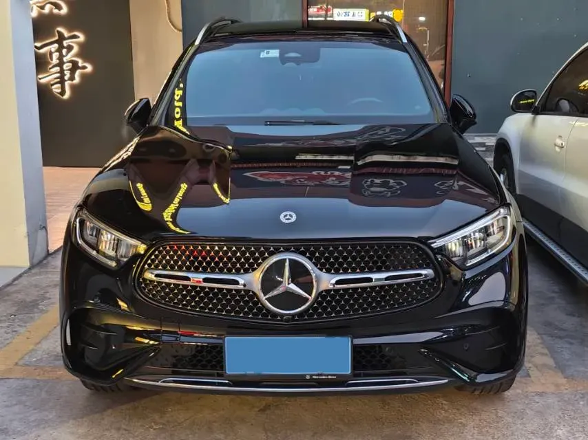 2024 Mercedes-Benz GLC Class 2.0T 204HP L4 9AT,autocango,china used car exporter,china ev exporter,chinese used car exporter,chinese used ev exporter