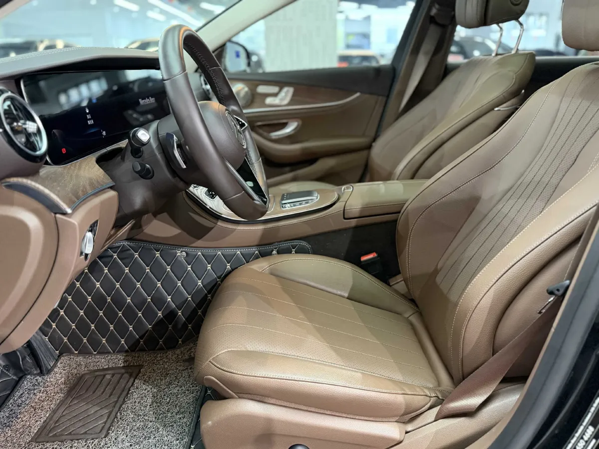 2022 Mercedes-Benz GLC Class 2.0T 258HP L4 9AT,autocango,china used car exporter,china ev exporter,chinese used car exporter,chinese used ev exporter