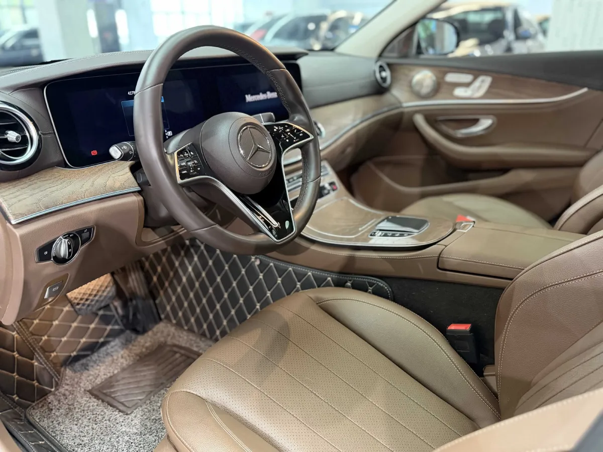 2022 Mercedes-Benz GLC Class 2.0T 258HP L4 9AT,autocango,china used car exporter,china ev exporter,chinese used car exporter,chinese used ev exporter
