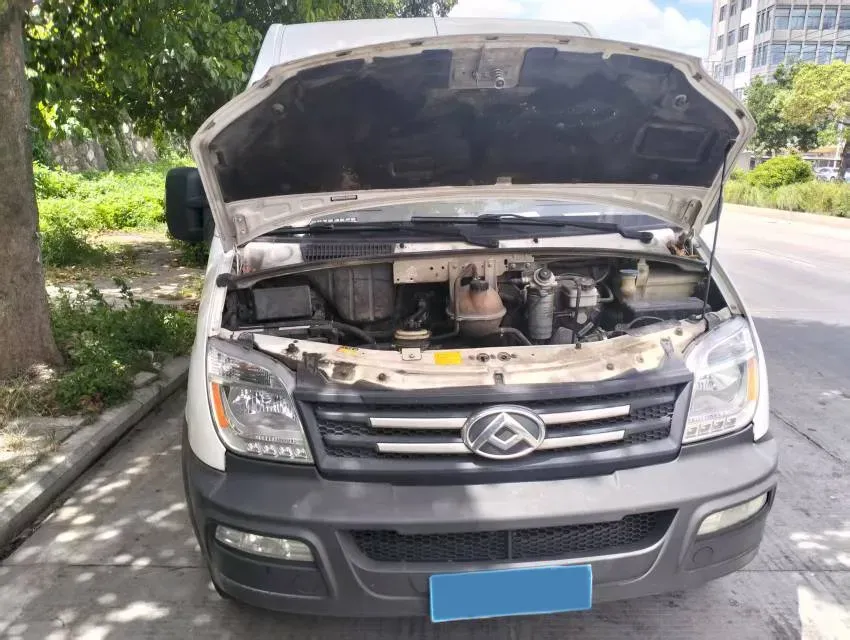 2020 MAXUS XinTu V80 2.5T 136HP L4 6MT,autocango,china used car exporter,china ev exporter,chinese used car exporter,chinese used ev exporter